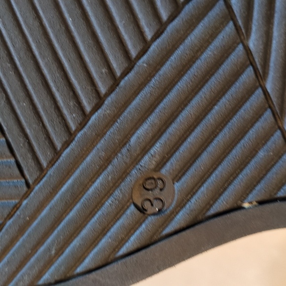 Laura Bellariva Black Leather Chelsea Boots Size 39 - Picture 11 of 14